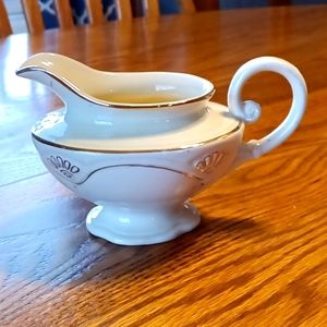 Homer Laughlin Vintage Creamer